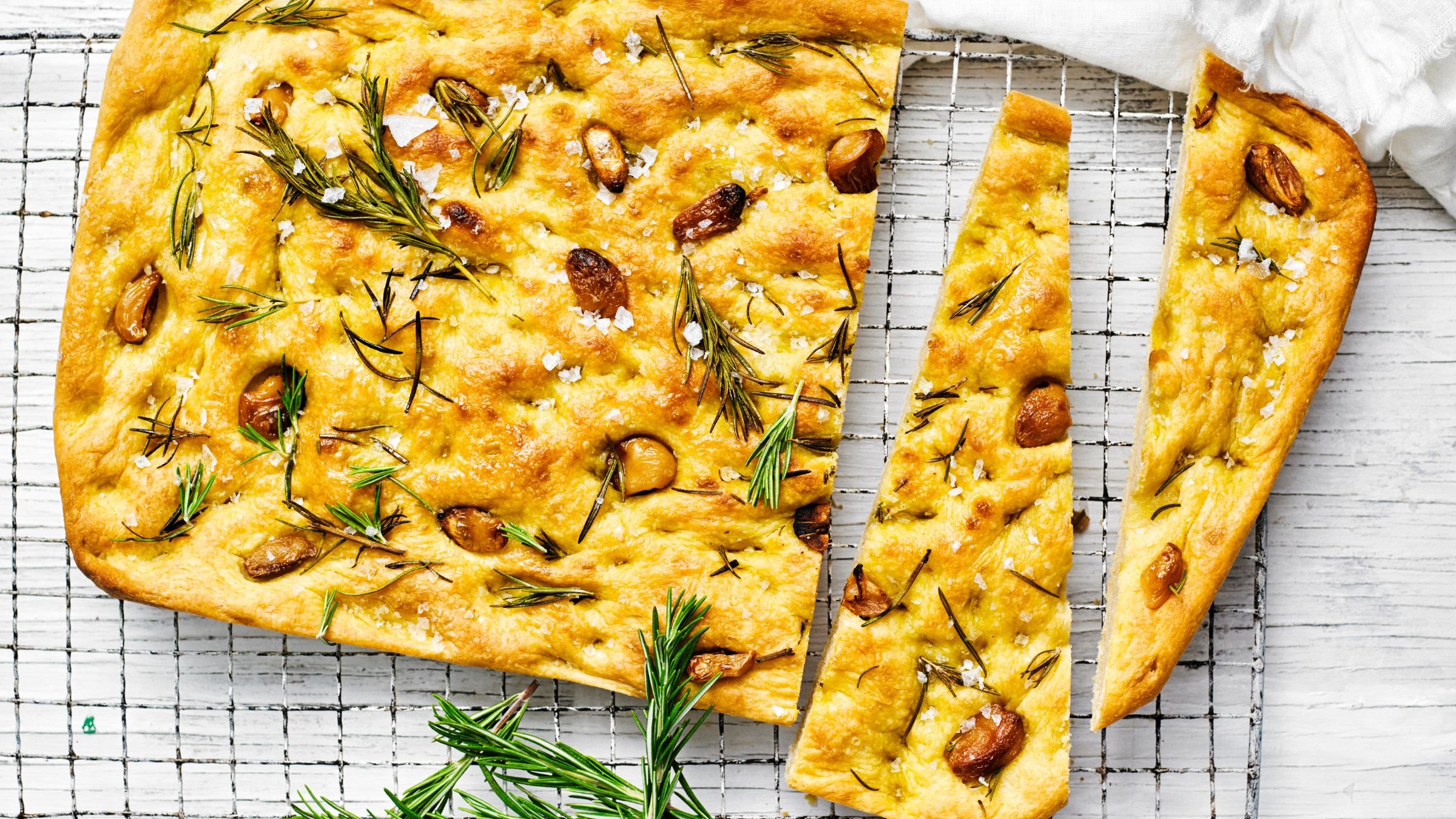 Rosemary & Garlic Focaccia White Wings
